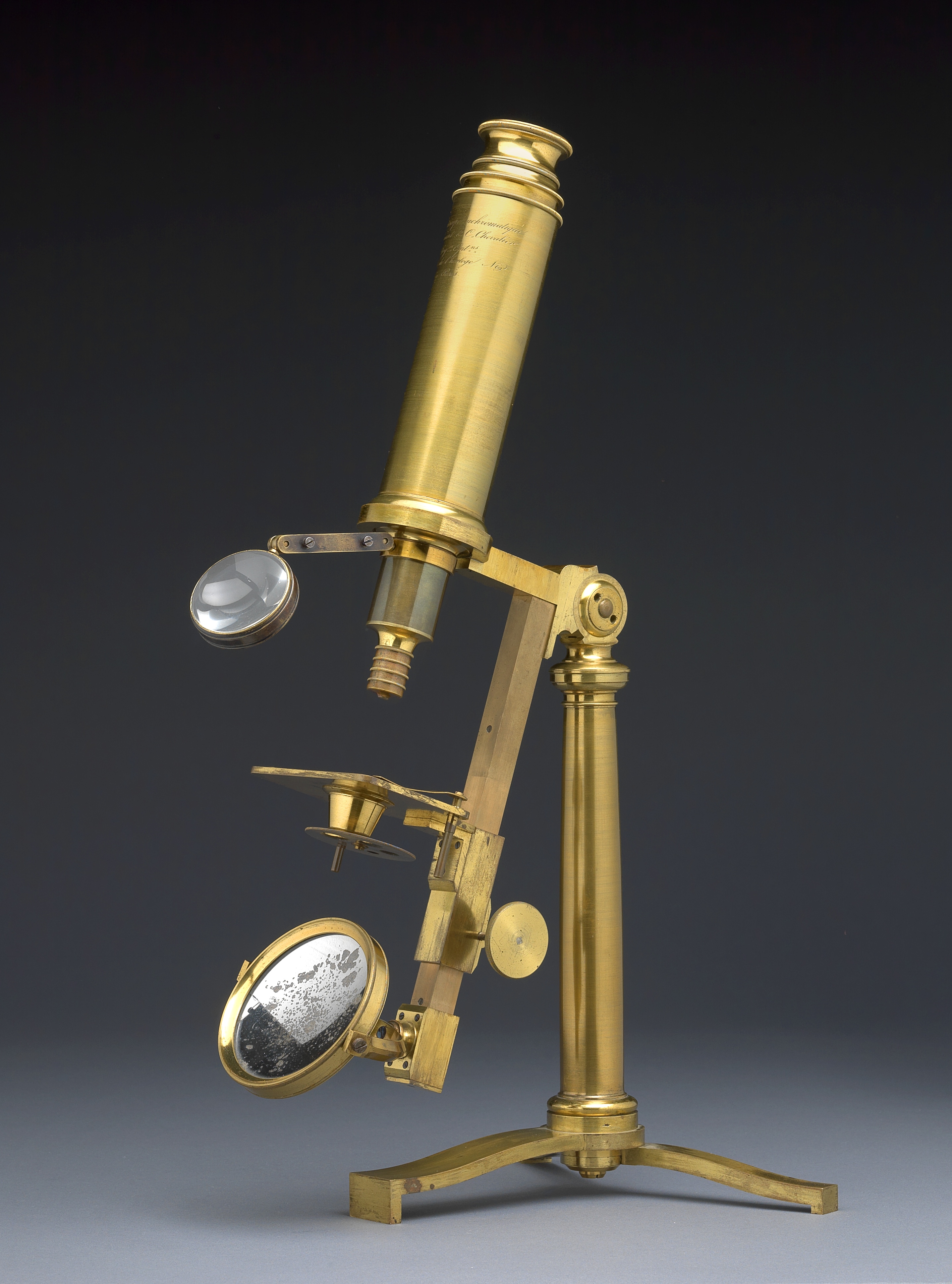 Großes achromatisches Mikroskop (V. u. C. Chevalier), Paris, um 1830, Wissenschaftliches Kabinett, Wien