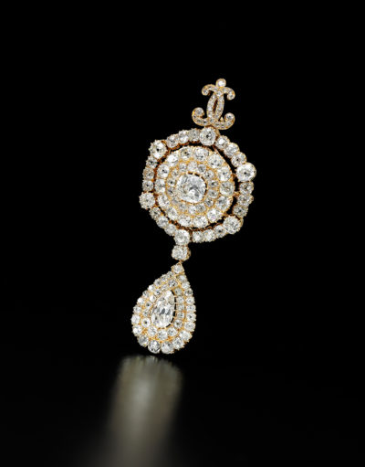 Diamant-Pendeloque-Brosche, Royal Jewels from the Bourbon Parma Family, Foto: Sotheby's