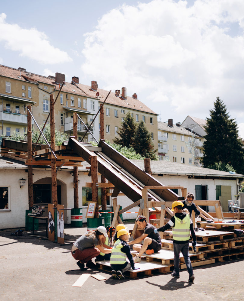 Alles-Brücke Ahoi Documenta Fifteen