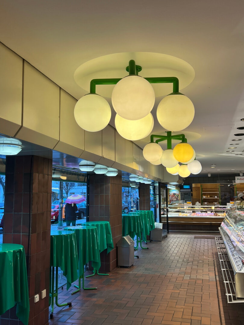 Rogacki Berlin Interior