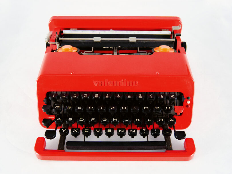 Reiseschreibmaschine „Valentine“ von Olivetti, 1969 – 2000