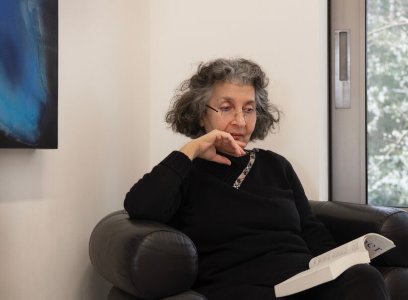 Shirazeh Houshiary portrait. ©Anne Purkiss 2023