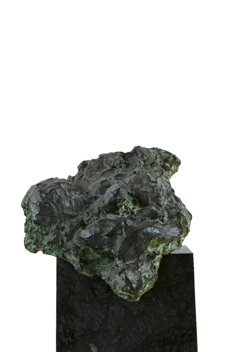 Medardo Rosso „Kind an der Mutterbrust“, 1889, Bronzeguss von 1920/23