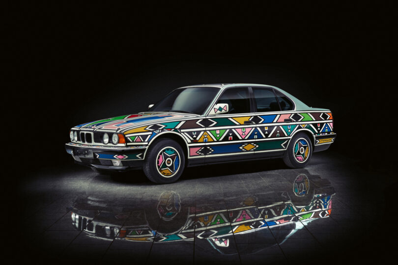 BMW designt mit bunten Mustern von Esther Mahlangu,