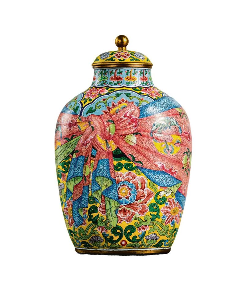 Kaiserliche Deckelvase, bunt bemalt, China, Yongzheng-Periode